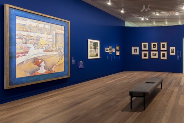 Bien accueillir au présent et œuvrer pour l’avenir